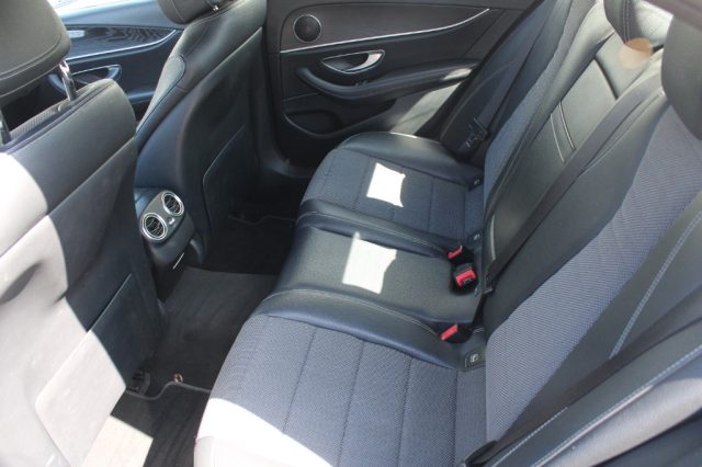 MERCEDES-BENZ E 220 usata, con Immobilizzatore elettronico