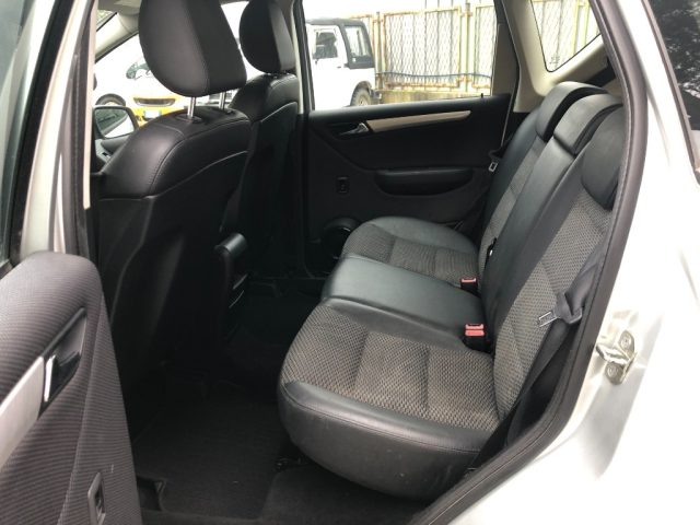 MERCEDES-BENZ A 180 usata, con ESP