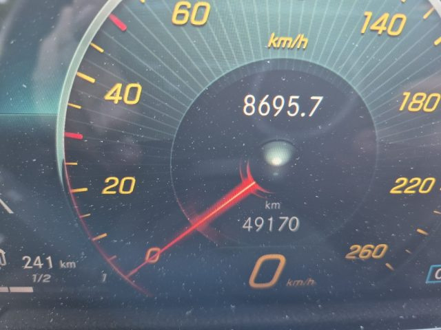 MERCEDES-BENZ B 180 usata, con Controllo automatico clima