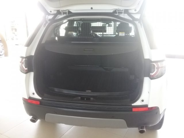 LAND ROVER Discovery Sport usata, con Autoradio