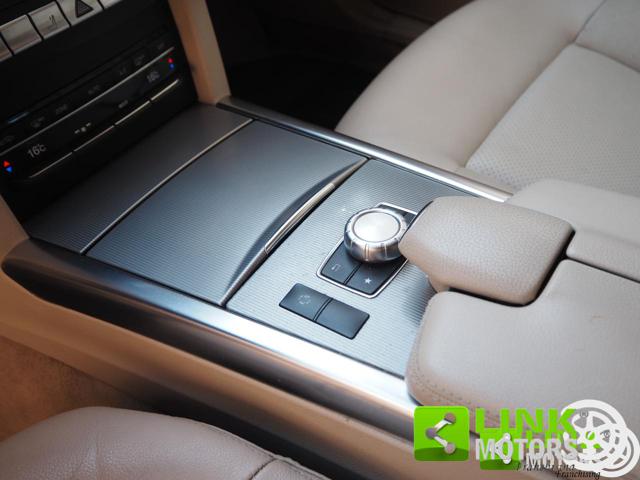 MERCEDES-BENZ E 220 usata 16