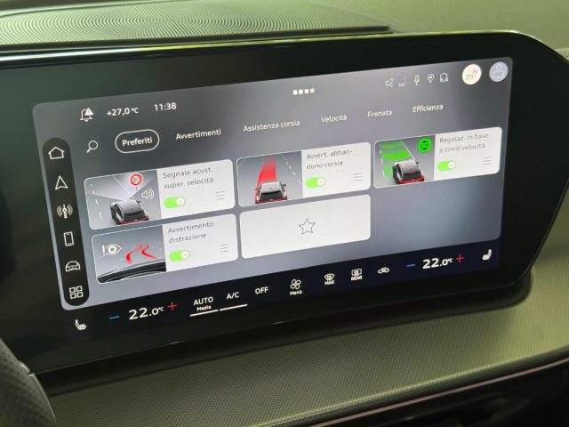 AUDI Q3 usata, con Sensori di parcheggio posteriori