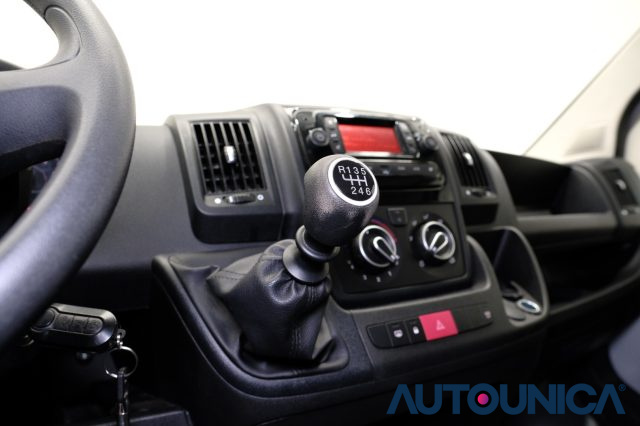 PEUGEOT Boxer usata 26