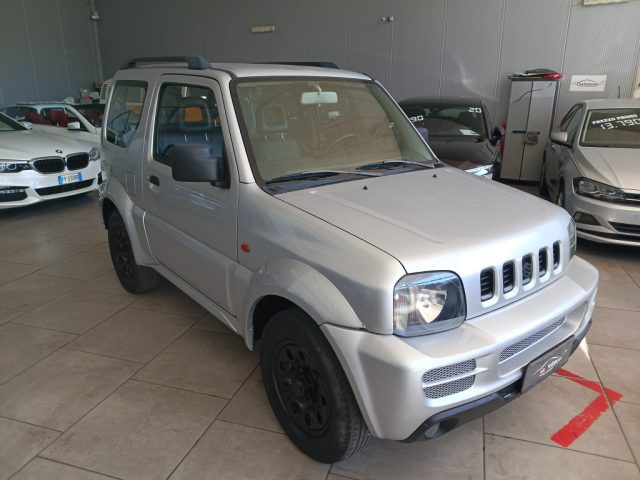SUZUKI Jimny usata, con Alzacristalli elettrici