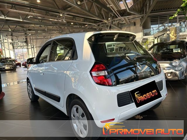 RENAULT Twingo usata 9