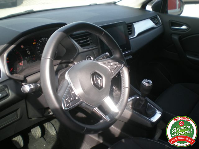 RENAULT Captur usata, con Bracciolo