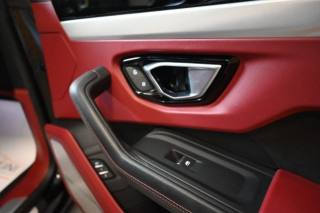LAMBORGHINI Urus usata 74