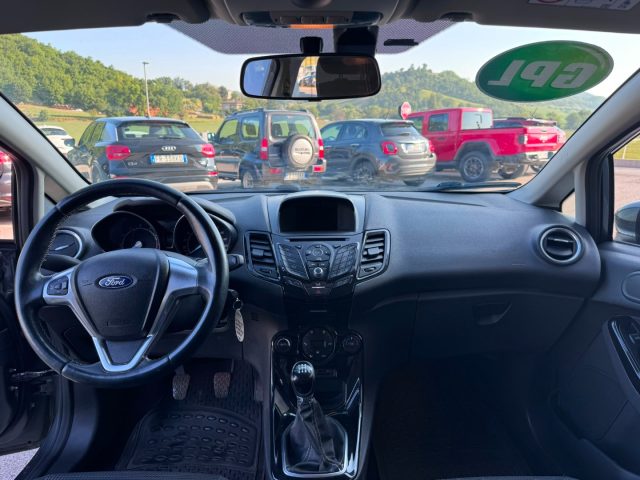 FORD Fiesta usata, con Lettore CD