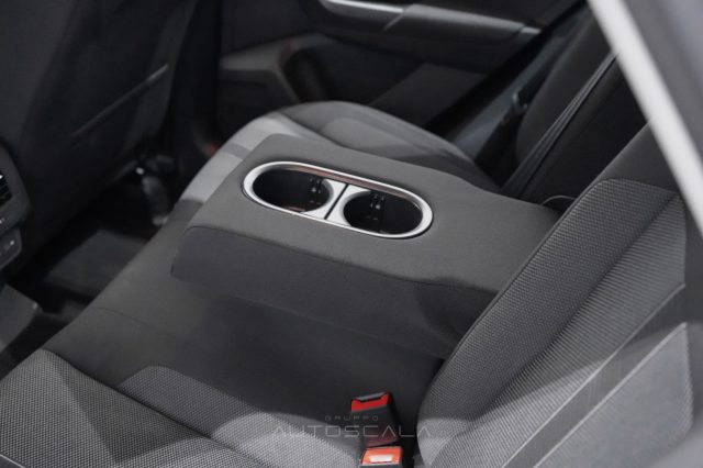VOLKSWAGEN T-Roc usata 28