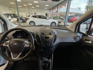 FORD Transit Courier usata, con USB