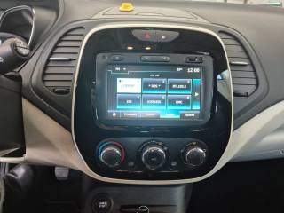 RENAULT Captur usata, con Bluetooth