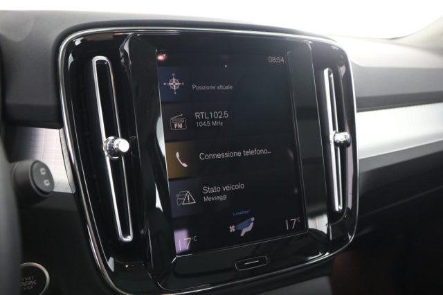VOLVO XC40 usata 11