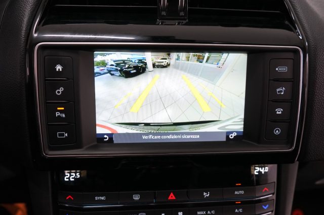 JAGUAR F-Pace usata, con Fari Xenon