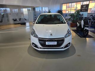 PEUGEOT 208 usata, con Airbag