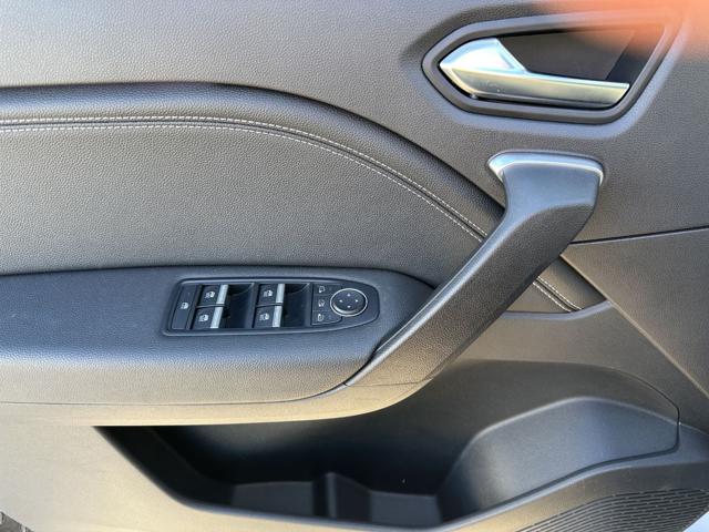 RENAULT Captur usata, con Autoradio