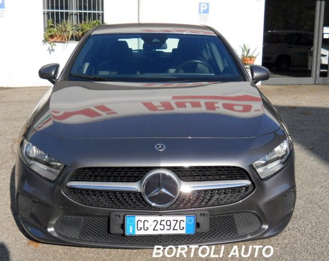 MERCEDES-BENZ A 160 usata, con Airbag