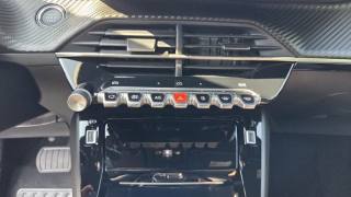 PEUGEOT 2008 usata, con Park Distance Control