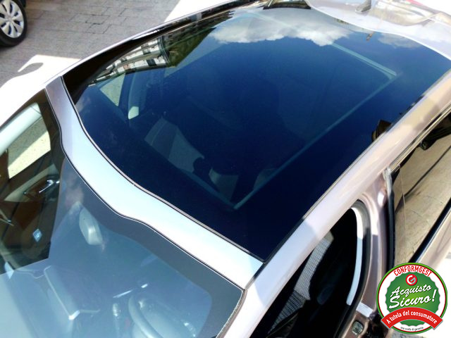 PEUGEOT 208 usata, con Lettore CD