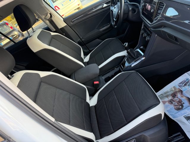 VOLKSWAGEN T-Roc usata 27