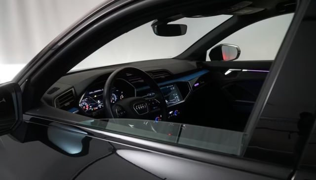 AUDI Q3 usata, con Gancio traino