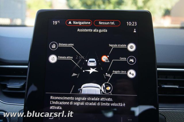 RENAULT Arkana usata, con Autoradio digitale