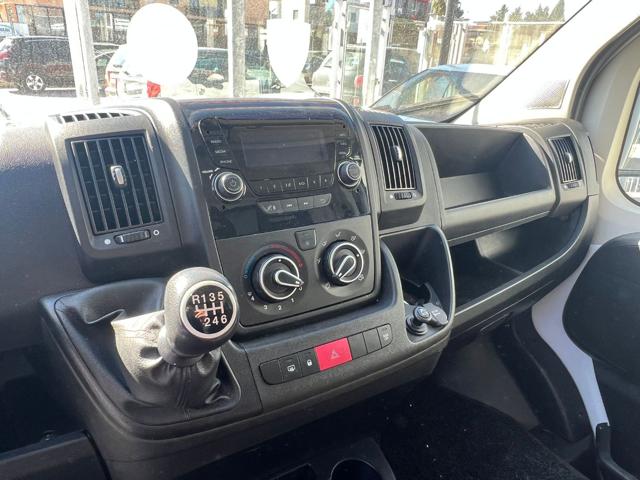 PEUGEOT Boxer usata, con Bracciolo