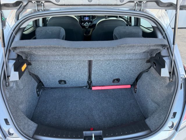 LANCIA Ypsilon usata, con Airbag testa