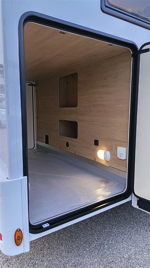 CI INTERNATIONAL usata 3