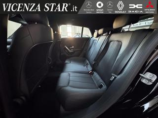 MERCEDES-BENZ CLA 180 usata, con Controllo automatico clima