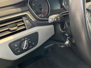 AUDI A4 usata, con Autoradio digitale