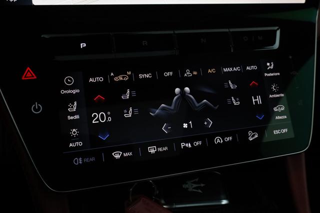 MASERATI Grecale usata, con Vivavoce