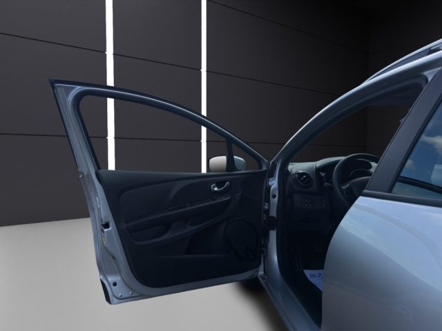 RENAULT Clio usata, con Servosterzo