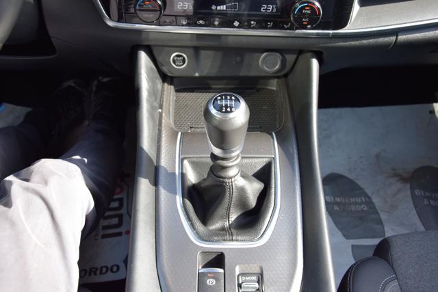 NISSAN Qashqai usata, con Luci diurne LED