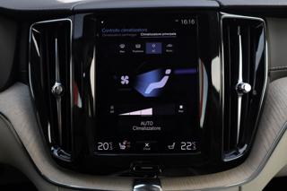 VOLVO XC60 usata, con Isofix