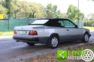 MERCEDES-BENZ 300 usata, con Ruota di riserva
