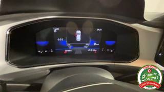 VOLKSWAGEN T-Roc usata, con Autoradio