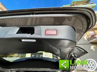 MERCEDES-BENZ GLB 200 usata 19