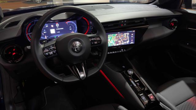 ALFA ROMEO Junior usata, con Boardcomputer