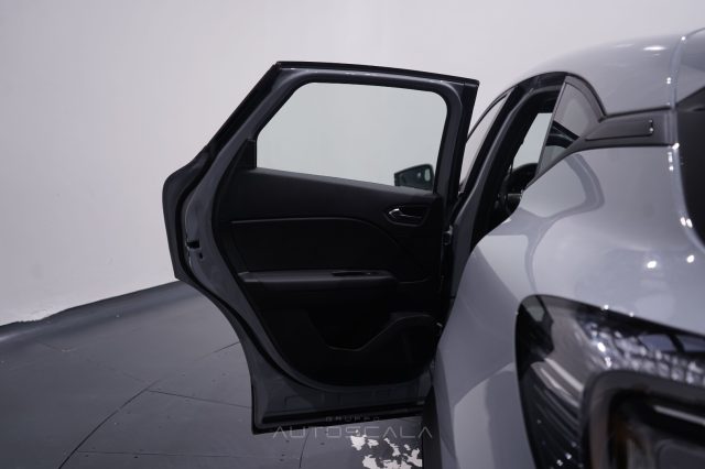 RENAULT Captur usata, con Frenata d