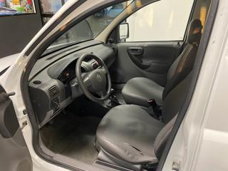 OPEL Combo usata, con Servosterzo