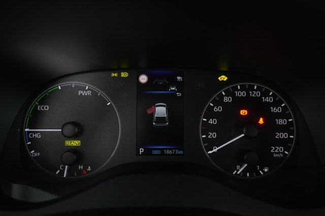 TOYOTA Yaris usata 6