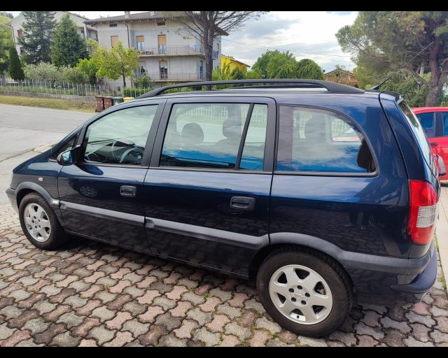 OPEL Zafira usata, con Airbag Passeggero