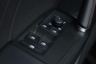 SEAT Leon usata, con Interni in pelle