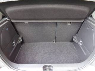 OPEL Corsa usata, con Autoradio