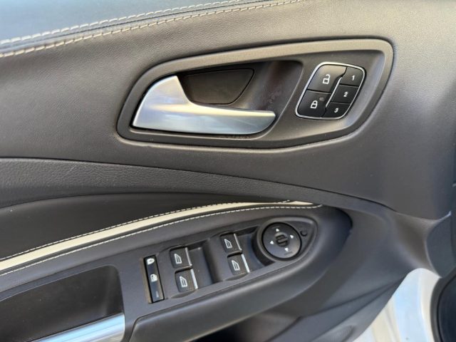 FORD Kuga usata, con Boardcomputer