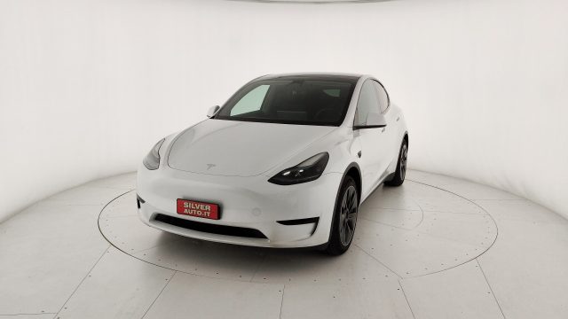 TESLA Model Y usata, con Specchietti laterali elettrici