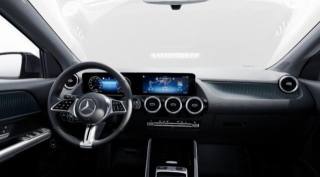 MERCEDES-BENZ GLA 200 usata, con Chiusura centralizzata