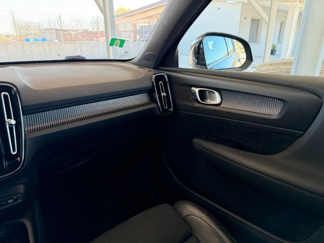 VOLVO XC40 usata 17