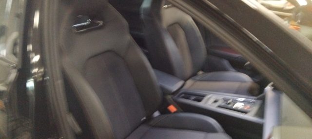 CUPRA Leon usata, con Autoradio digitale