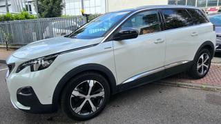 PEUGEOT 5008 usata, con Airbag